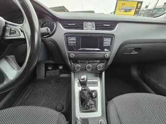 Škoda Octavia 1.6 TDi Ambiente 2 sady kol - 15