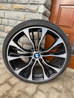 Originál BMW STYLE 599 + pneumatiky PIRELLI P ZERO E - 15