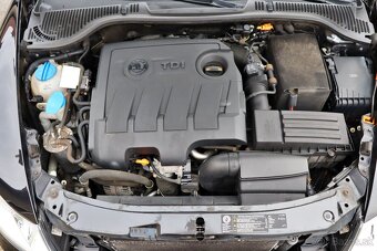 Škoda Octavia Combi 1.6 TDI CR DPF Elegance - 15