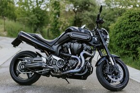 Yamaha MT01 - 15