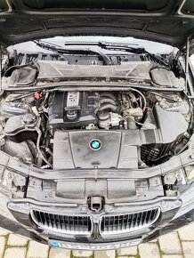 BMW e91 318i - 15