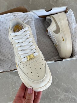 Nike Air force 1 kožené dámske tenisky - 15