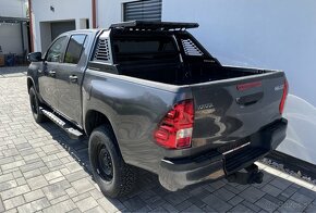 TOYOTA HILUX 2.4 D-4D - NA PREDAJ, NA SPLÁTKY - 15