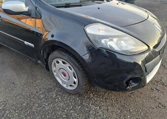 Renault Clio 1,5 dCi 75k Advantage Grandtou nafta manuál - 15