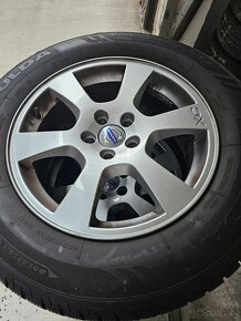 Komplet sada 17 elektrony Volvo s 90% zimnymi 235/65 R17 - 15