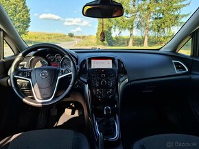 Opel astra sport tourer r.v.2015 - 15