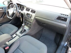 Volkswagen Golf Variant 1.6 TDI Comfortline DSG - 15