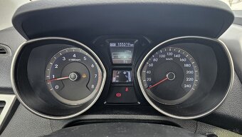 Hyundai i30 CW 1.6 - 15