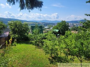 Chata s veľkým pozemkom na vyvýšenom mieste s nádherným vý - 15