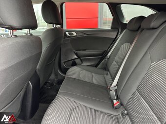 Kia Ceed SW 1.4 MPI Silver Pack, Slovenské vozidlo - 15