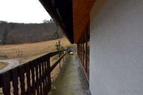 Na predaj krásna zariadená chata v obci Soblahov– Ostrý vrch - 15