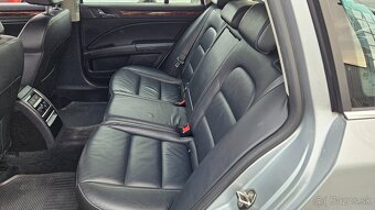 Škoda Superb Combi 2.0 TDI CR 170k Elegance - 15