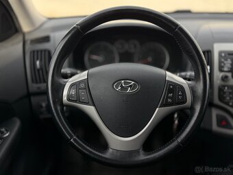 Hyundai i30 1.6 CRDi VGT 115k Style - 15