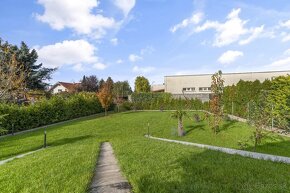 MODERNÝ RD, KOMPLET.REK., POZEMOK 1235 m², 5x GARÁŽ, PEZINOK - 15