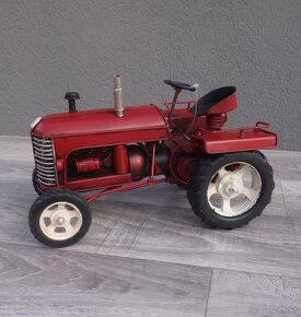 Retro model – auto červené. - 15