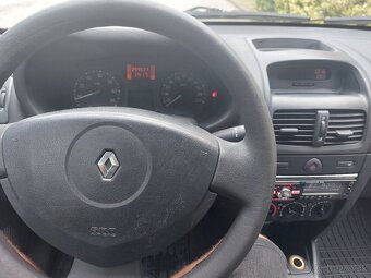 Renault Clio 1.5 DCI - 15