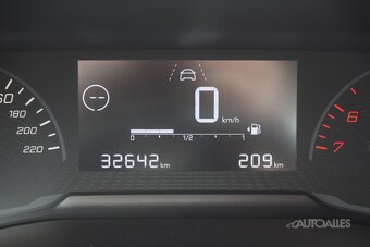 Peugeot 208 1,2 i PURETECH 55 kW - 15