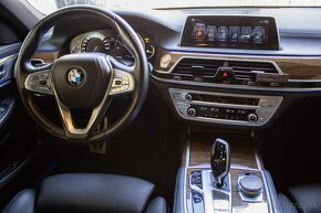 BMW 730d A/T - 15