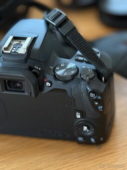 CANON EOS 250D + 3 objektívy a ďalšie príslušenstvo - 15