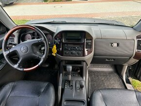 Mitsubishi Pajero 3.2 DID - 15