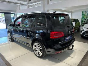 Volkswagen Touran 2.0 TDI Highline DSG - 15