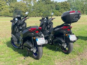 Predám 2x Yamaha Xmax 125 - 15