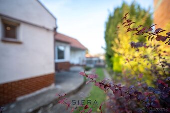 Predaj, zrekonštruovaný dom, v centre obce Špačince - 15