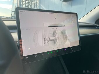 Tesla Model Y RWD 2023 - 15