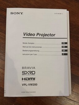 SONY BRAVIA PROJEKTOR - 15