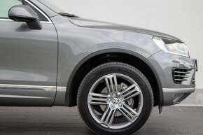 Volkswagen Touareg 3.0 TDI R line - 15