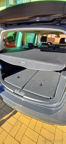 VW Sharan 2,0 TDI  Highline  DSG  7-miest. - 15