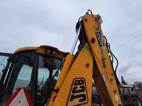 JCB 3CX 4X4 - 15