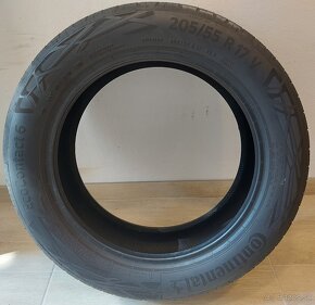 Špičkové, takmer nejazdené letné Continental - 205/55 r17 - 15