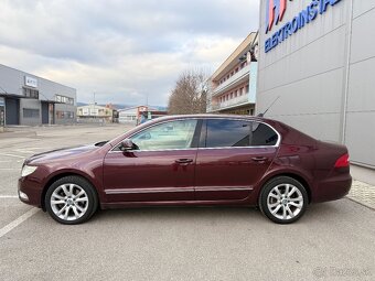 Škoda Superb 2 2.0 TDi M6 sedan - 15