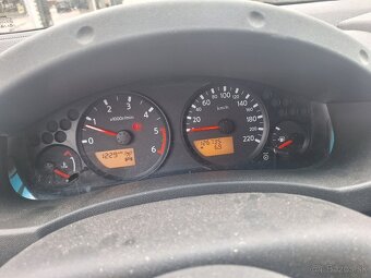 NISSAN NAVARA 2,5DCI MANUÁL 123XXX KM - 15