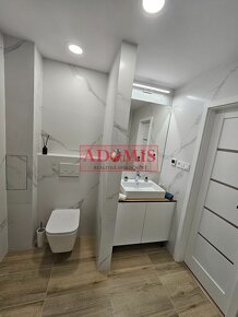 ADOMIS - Predám 2-izbový tehlový byt, 66m2,, TOP lokalita, P - 15