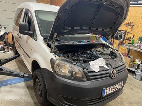 PREDAM VW CADDY 2011 1.6TDI CENA 4555€ - 15