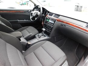 Škoda Superb Combi 2.0 TDI CR 140k Elegance DSG - 15