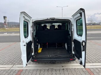 Renault Trafic DCi 125 9 míst 2 šoupačky koup. ČR - 15