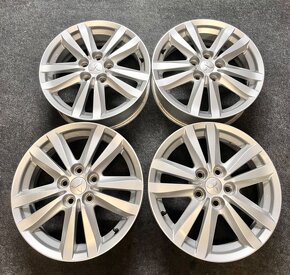 5x114,3 R17 originál alu Mitsubishi - ET 46 - 15