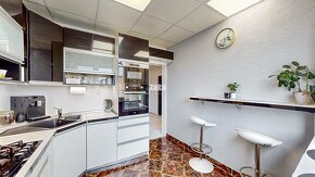 NAD JAZEROM: KRÁSNY 3,5 izbový byt ul.Talinská,83 m², loggia - 15