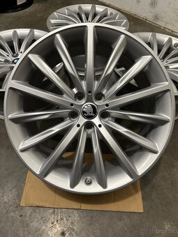 Hliníkové disky 5x112 R19 BMW 5 G30 , G31 Styling 633 - 15