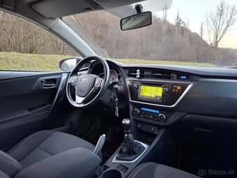 TOYOTA AURIS TOURING SPORTS 2.0D-4D - 15