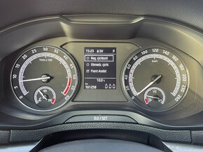 Škoda Karoq 2.0 TDI DSG 110kW 4x4 °FULL LED°ODPOČET DPH° - 15