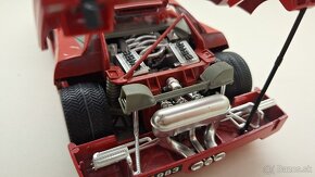 1:18 FERRARI F40 No. 56 - 15