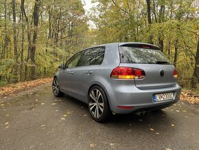 VW Golf 6 1.4TSI - R18 letné + R17 zimné + doplnky - 15