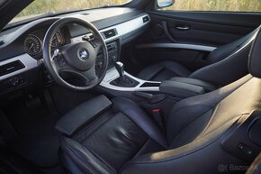 BMW rad 3 e92 330i - 15