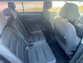 Volkswagen Touran 1.9 TDI DSG 6 - 15