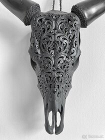 Autentická vyrezávaná lebka býka, čierna 60cm - 15