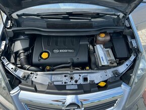 Opel Zafira 1.9 CDTi 7míst 6 rychlostí digi klima - 15